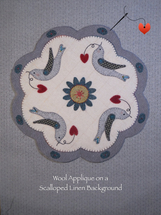 Scalloped Bird Mat