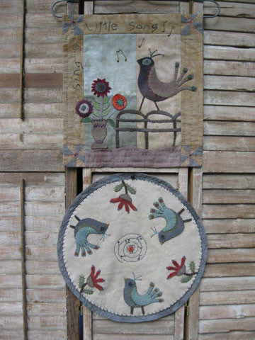 Sing a Little Song Mini Quilt/Mat