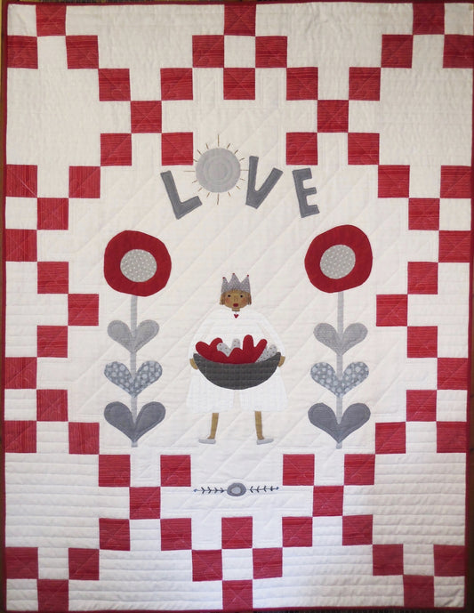 Queen Of Hearts Pattern and Kit Options